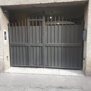 Dimora Intera Senza Cucina Con Parcheggio Interno , Livorno Italia